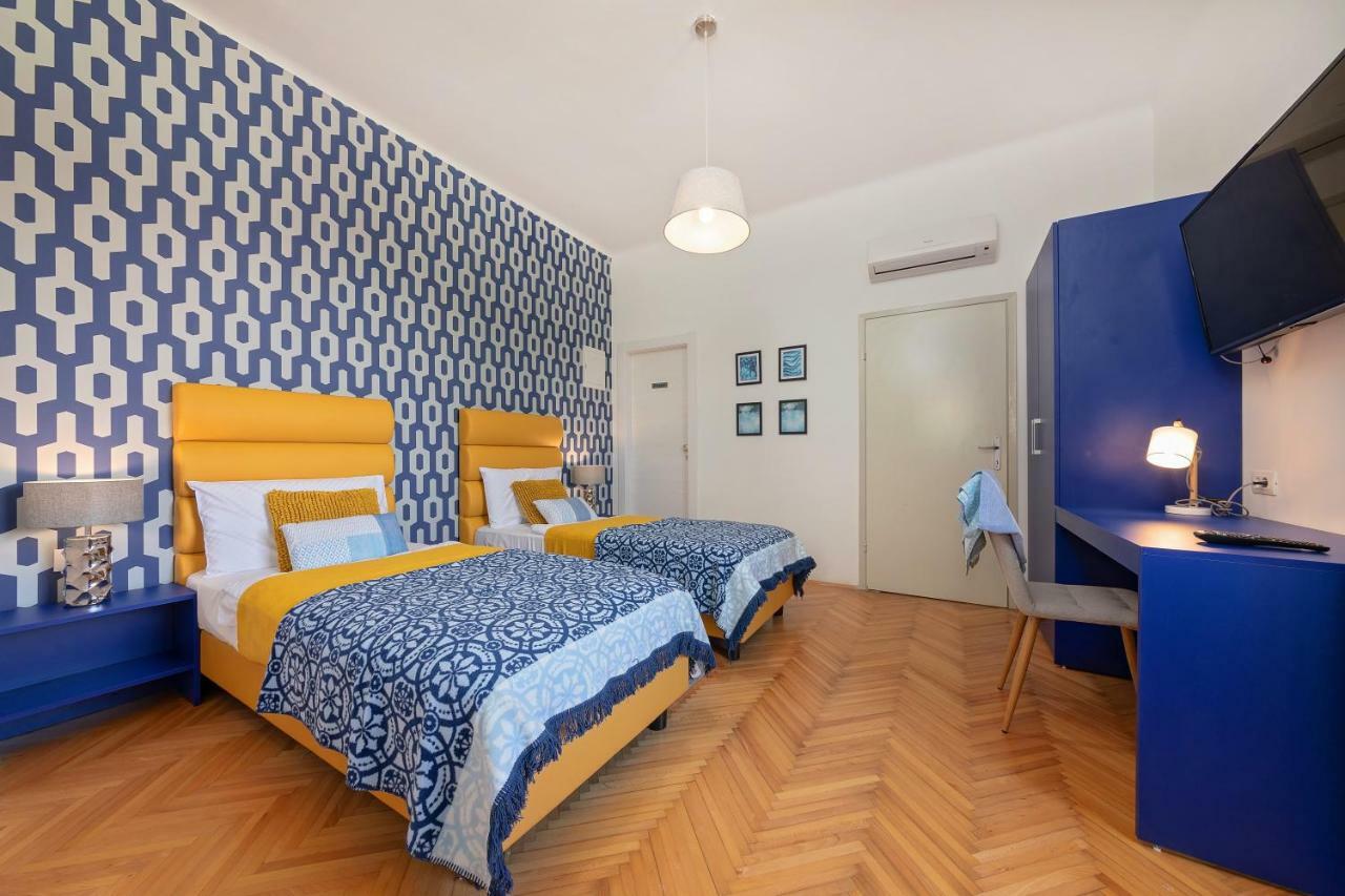 Apartment Arena Pula Exterior photo